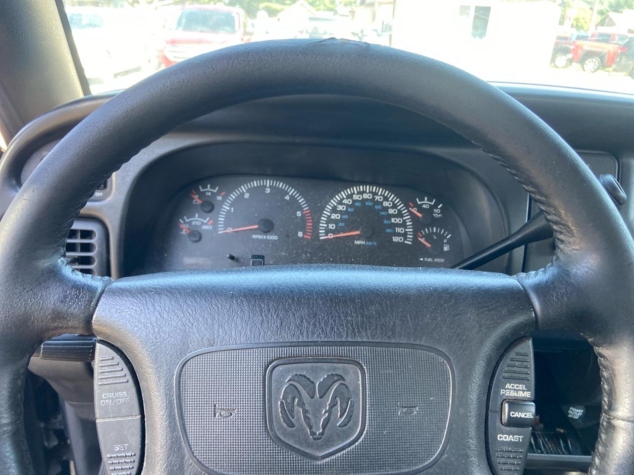 Dodge Ram 1500 Reg. Cab Short Bed 2WD 1999