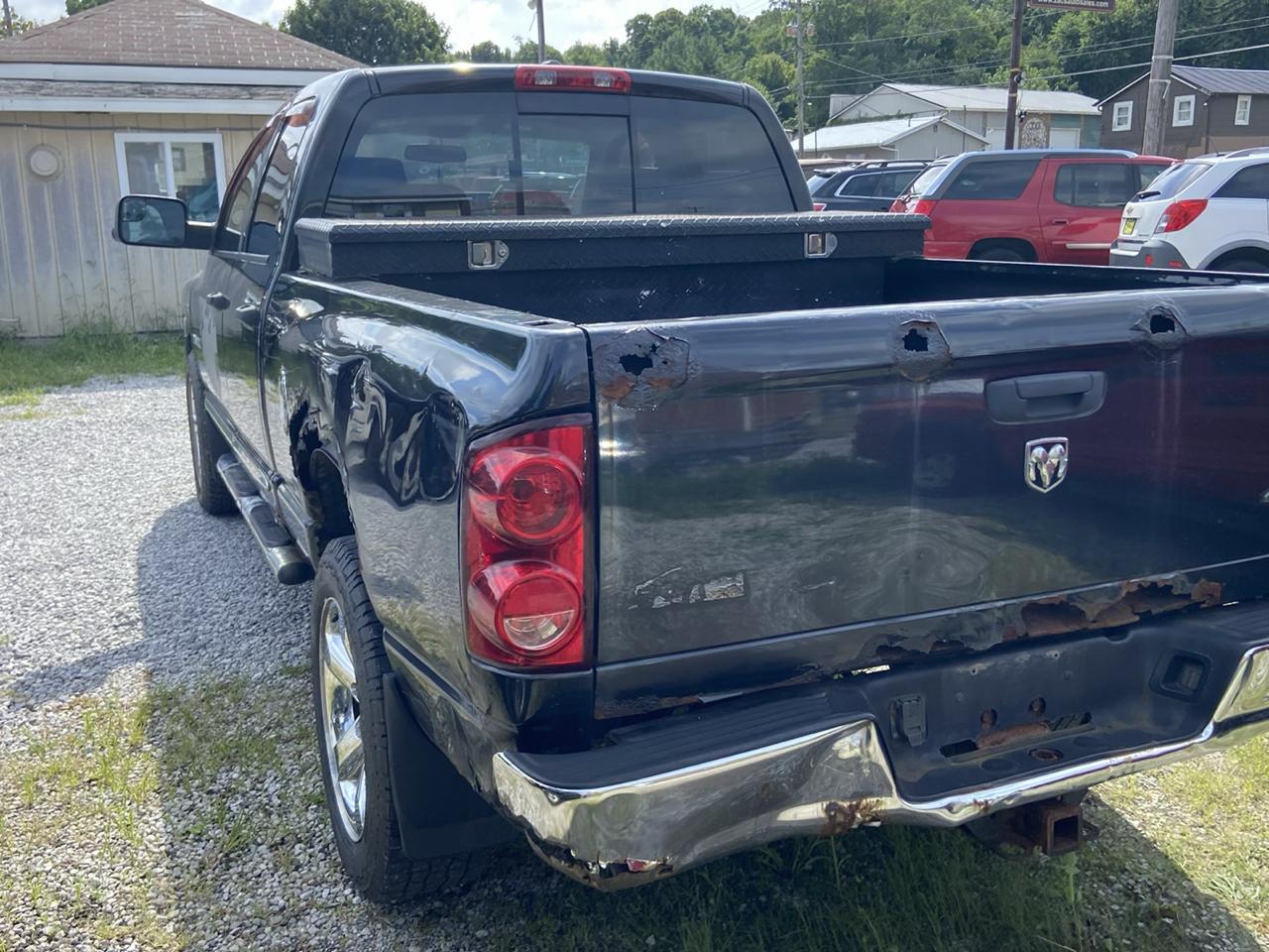 Dodge Ram 1500 SXT Quad Cab Long Bed 4WD 2008