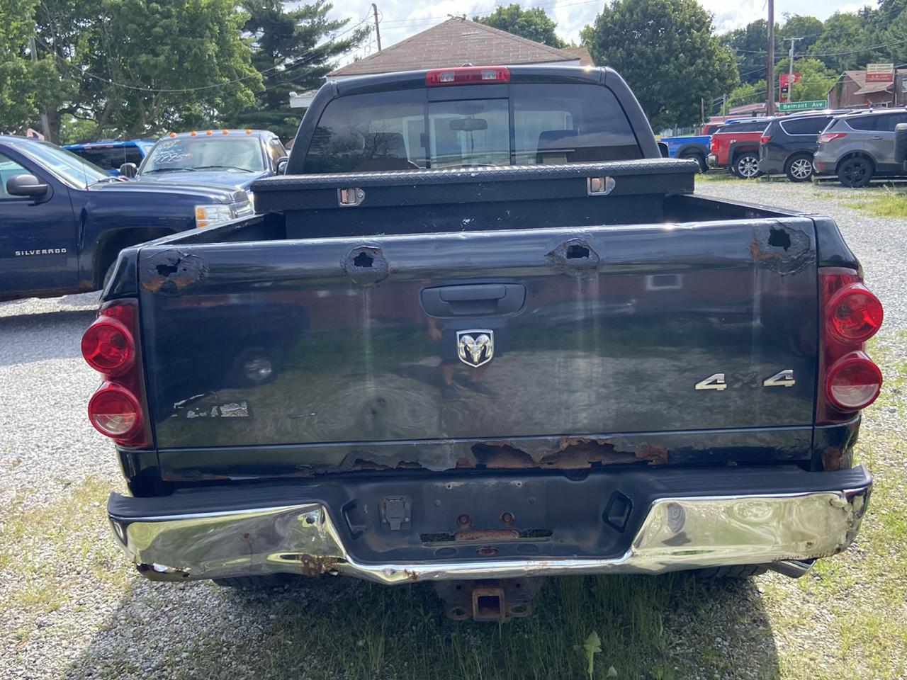 Dodge Ram 1500 SXT Quad Cab Long Bed 4WD 2008