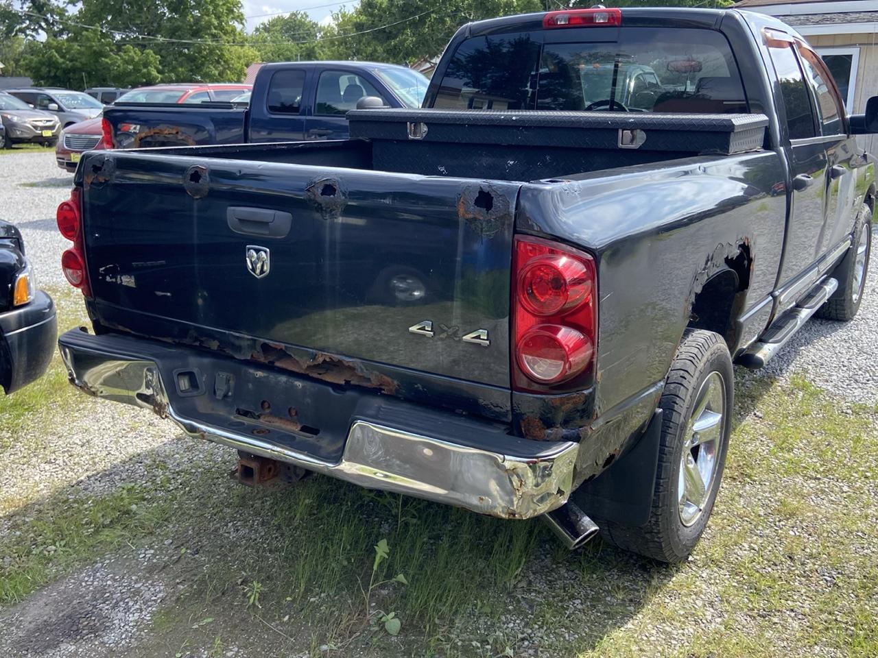 Dodge Ram 1500 SXT Quad Cab Long Bed 4WD 2008