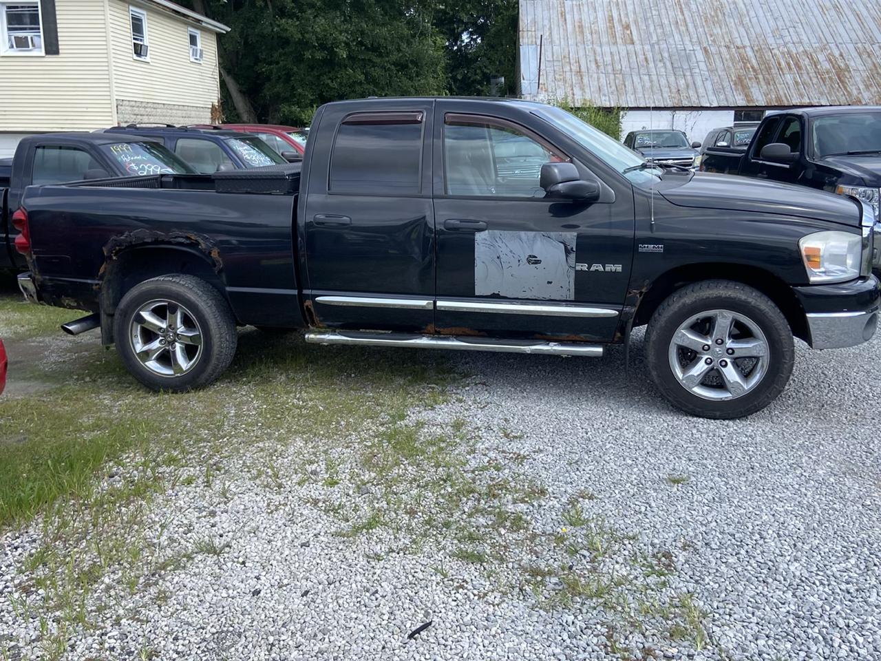 Dodge Ram 1500 SXT Quad Cab Long Bed 4WD 2008