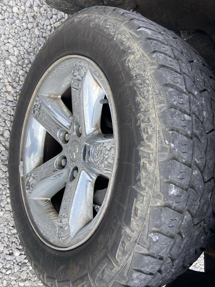 Dodge Ram 1500 SXT Quad Cab Long Bed 4WD 2008