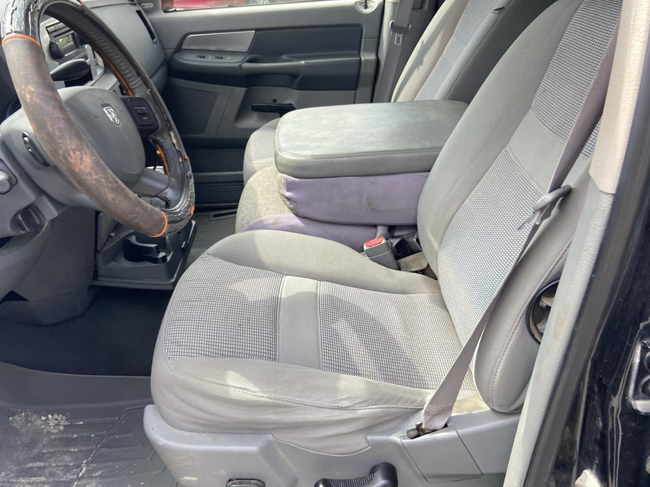 Dodge Ram 1500 SXT Quad Cab Long Bed 4WD 2008