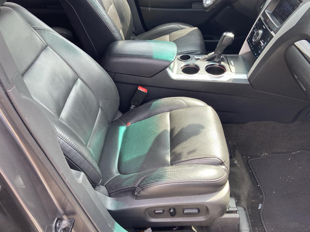Ford Explorer Limited FWD 2013