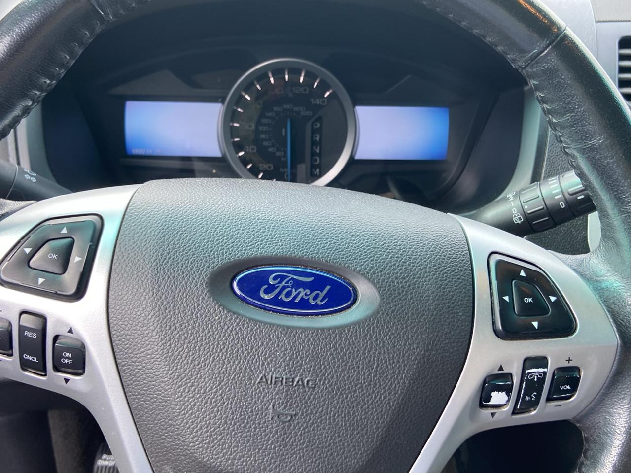 Ford Explorer XLT 4WD 2013