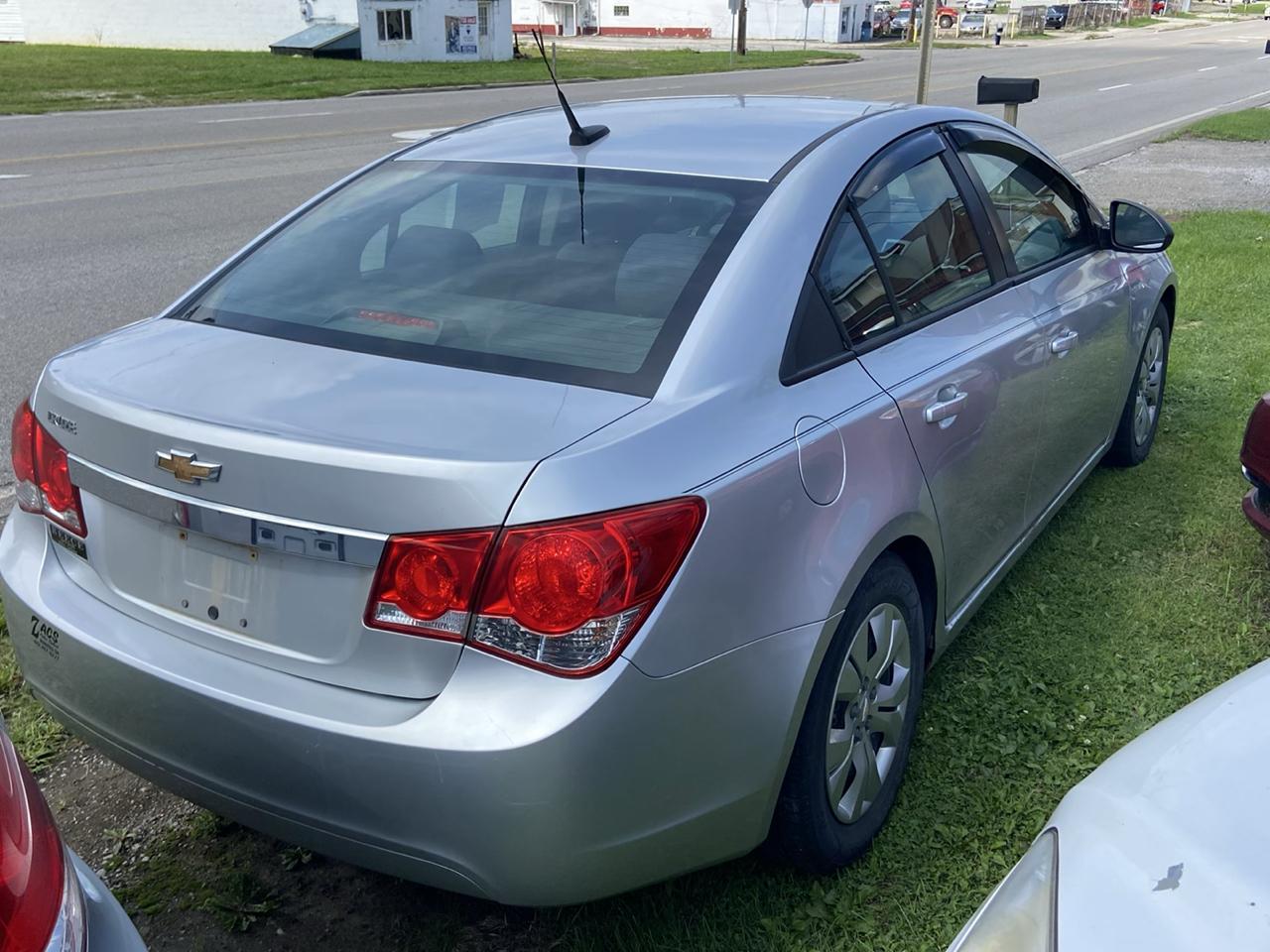 Chevrolet Cruze LS Manual 2013
