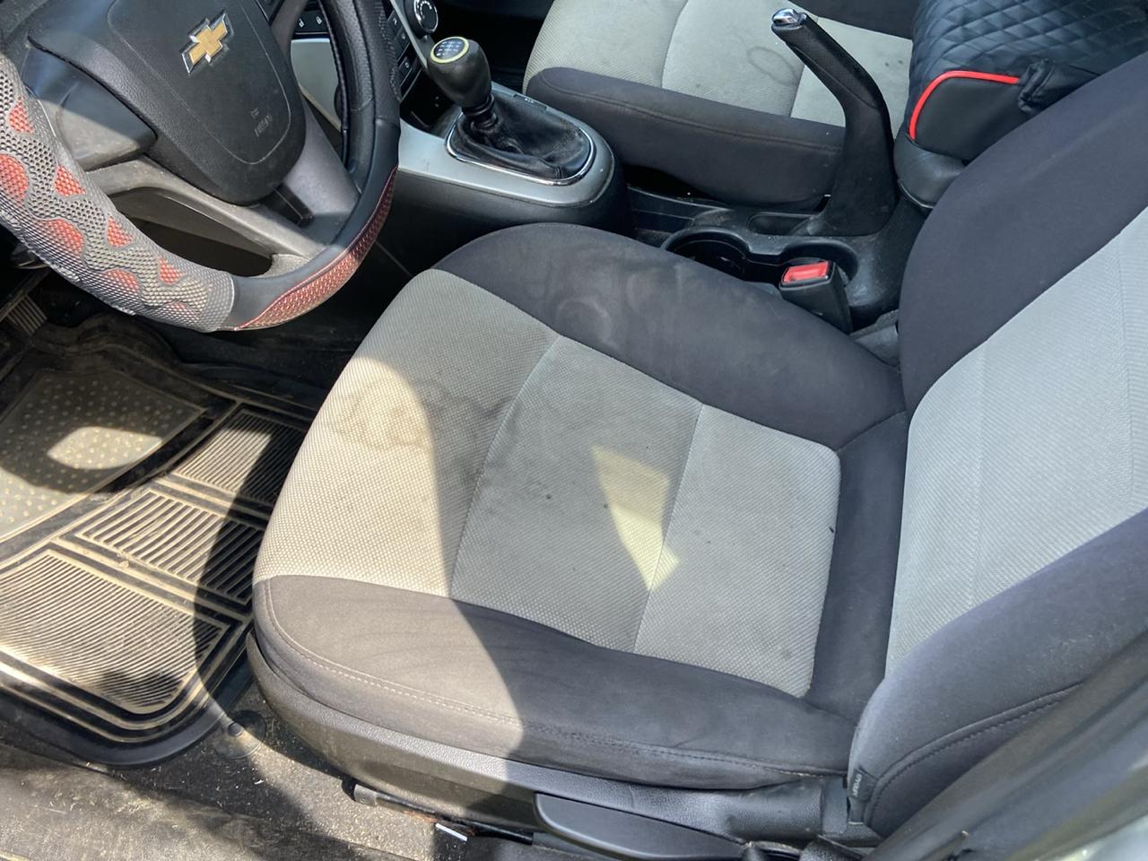 Chevrolet Cruze LS Manual 2013
