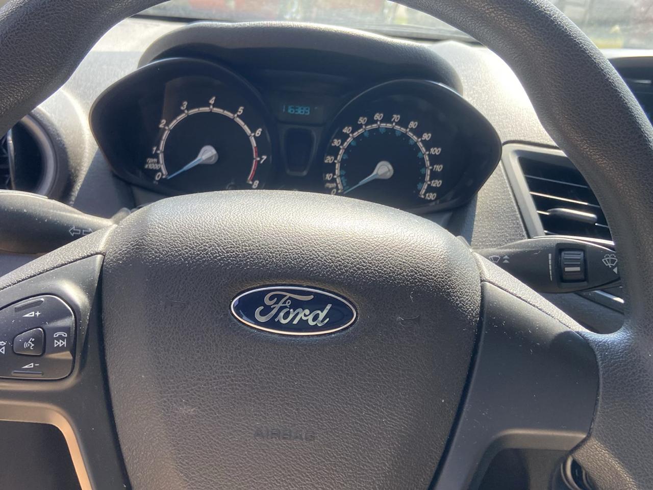 Ford Fiesta S Sedan 2014