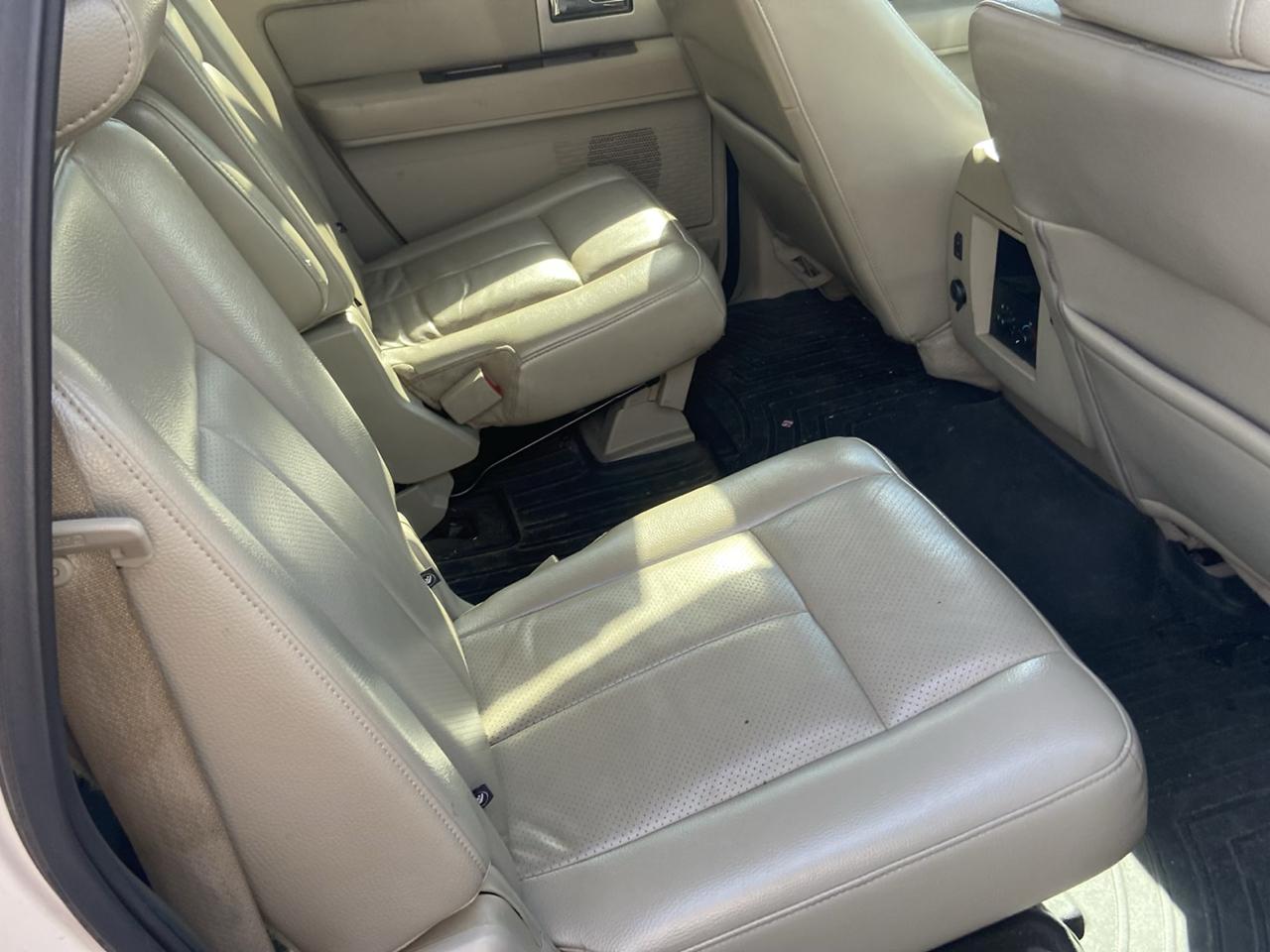 Ford Expedition EL Limited 2WD 2009