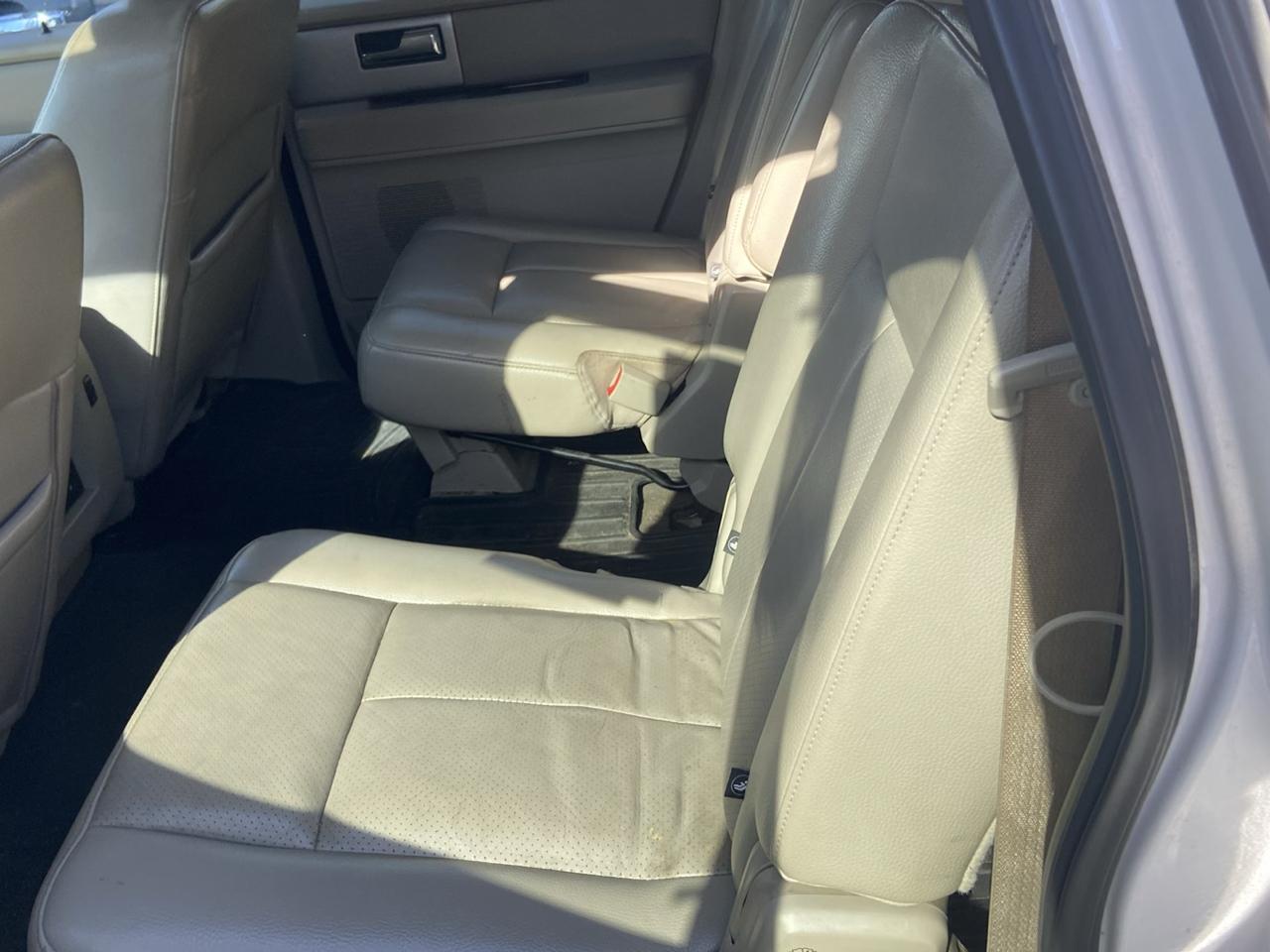 Ford Expedition EL Limited 2WD 2009