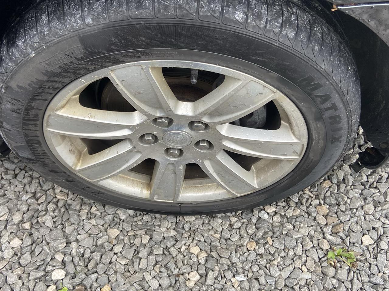 Buick LaCrosse CXL AWD 2010