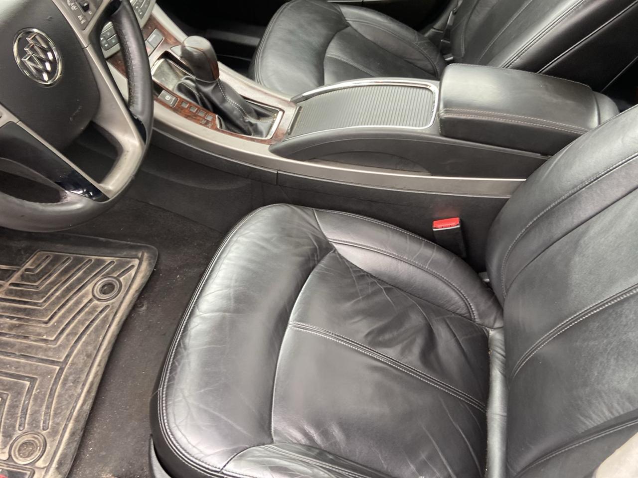Buick LaCrosse CXL AWD 2010