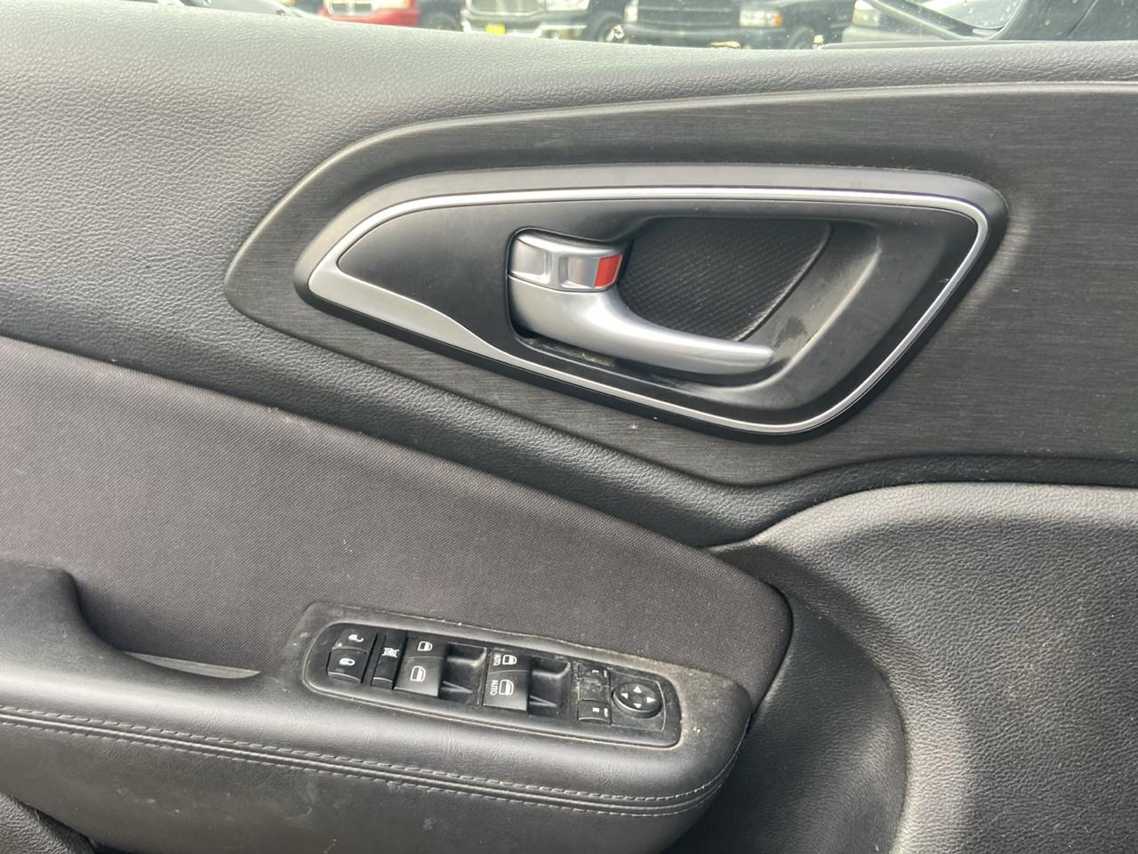 Chrysler 200 Limited 2015