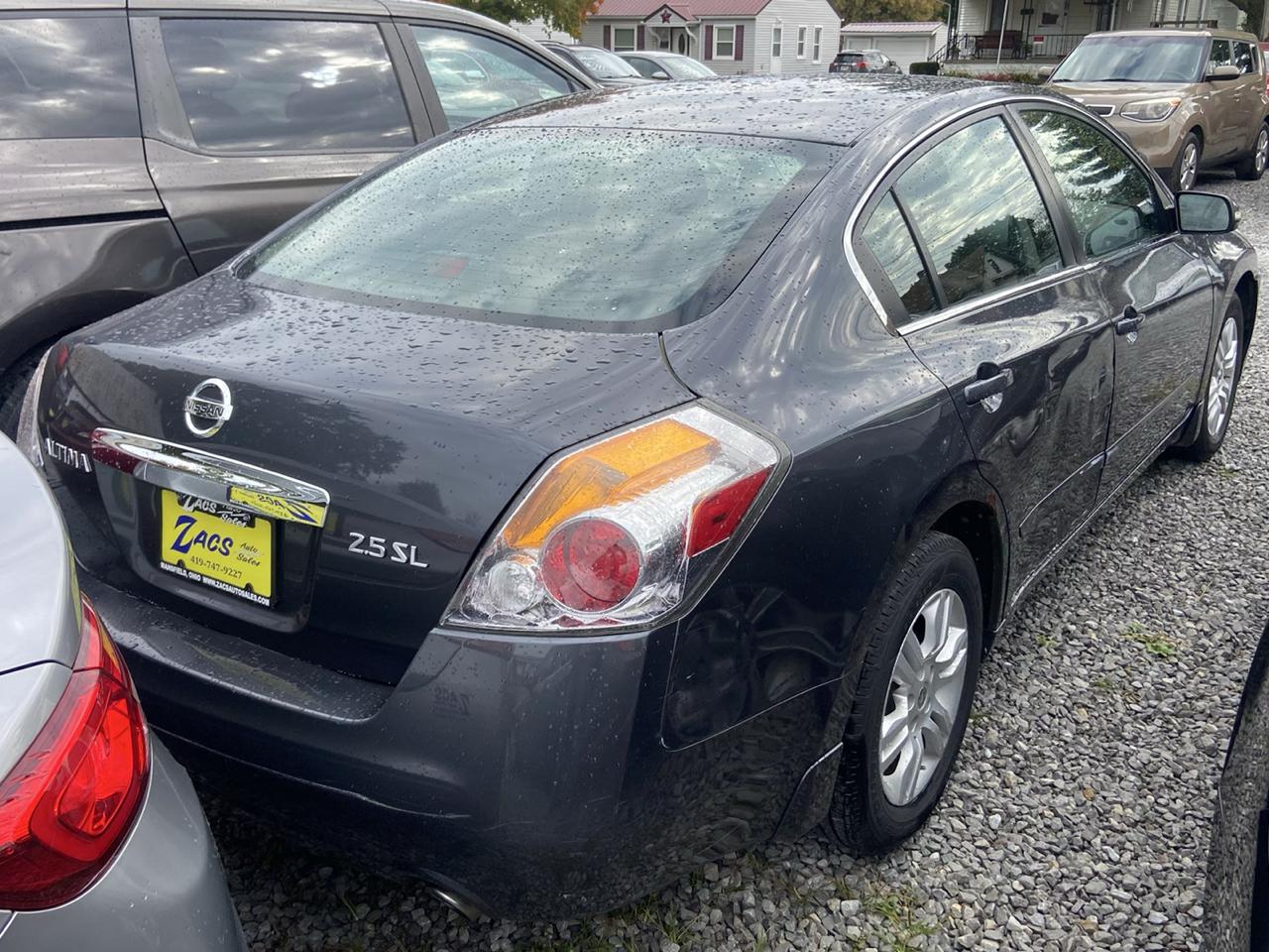 Nissan Altima 2.5 2012