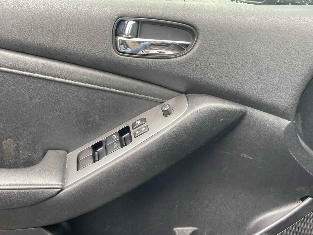 Nissan Altima 2.5 2012