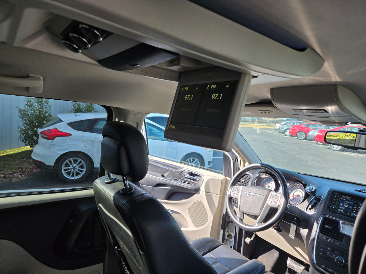 Chrysler Town & Country Touring 2016