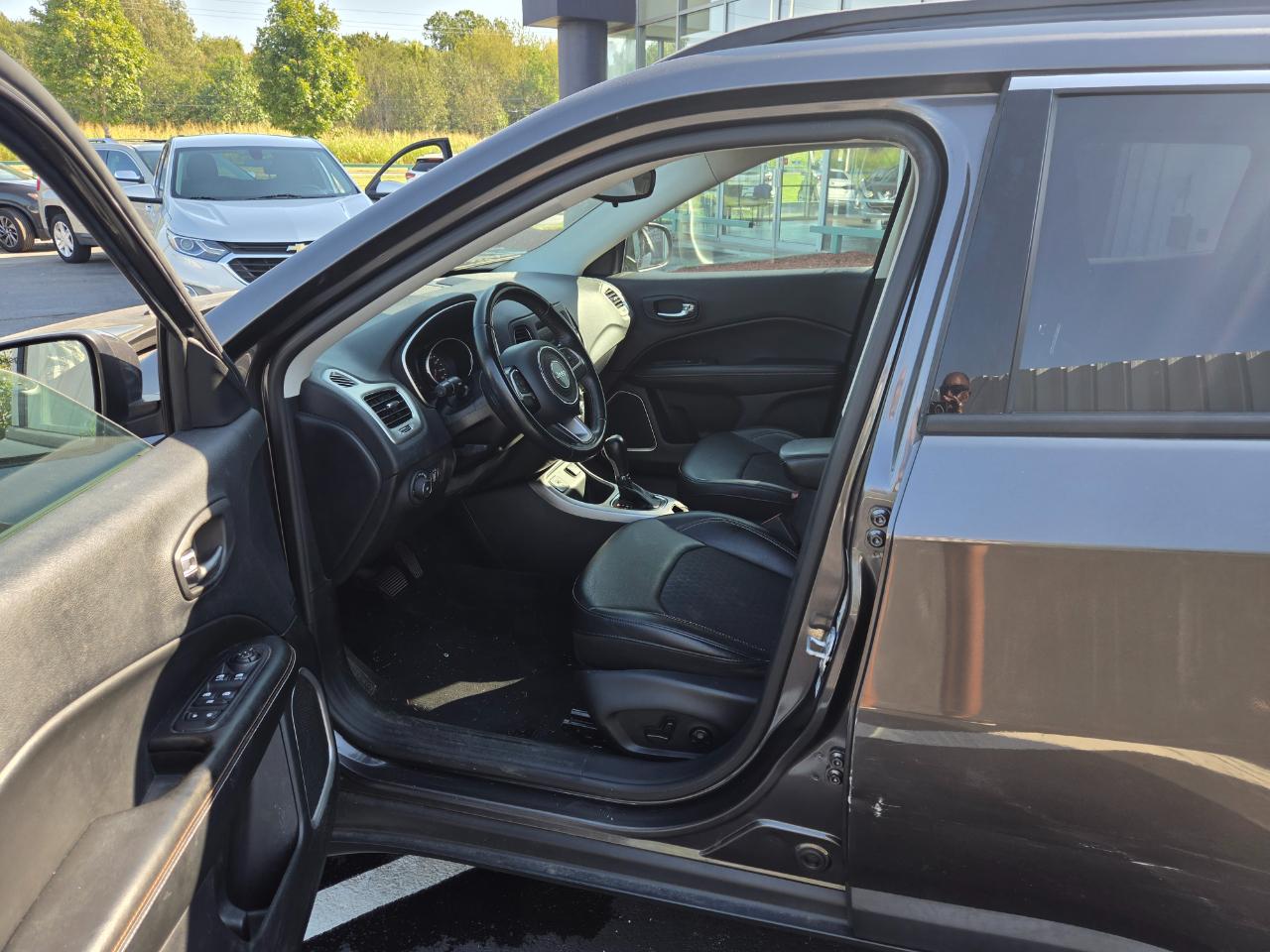 Jeep Compass Latitude FWD 2019