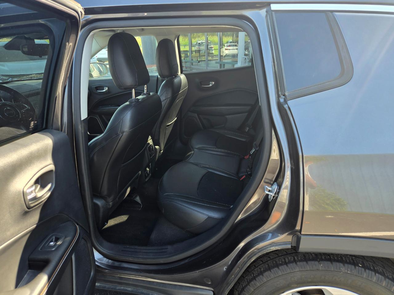 Jeep Compass Latitude FWD 2019