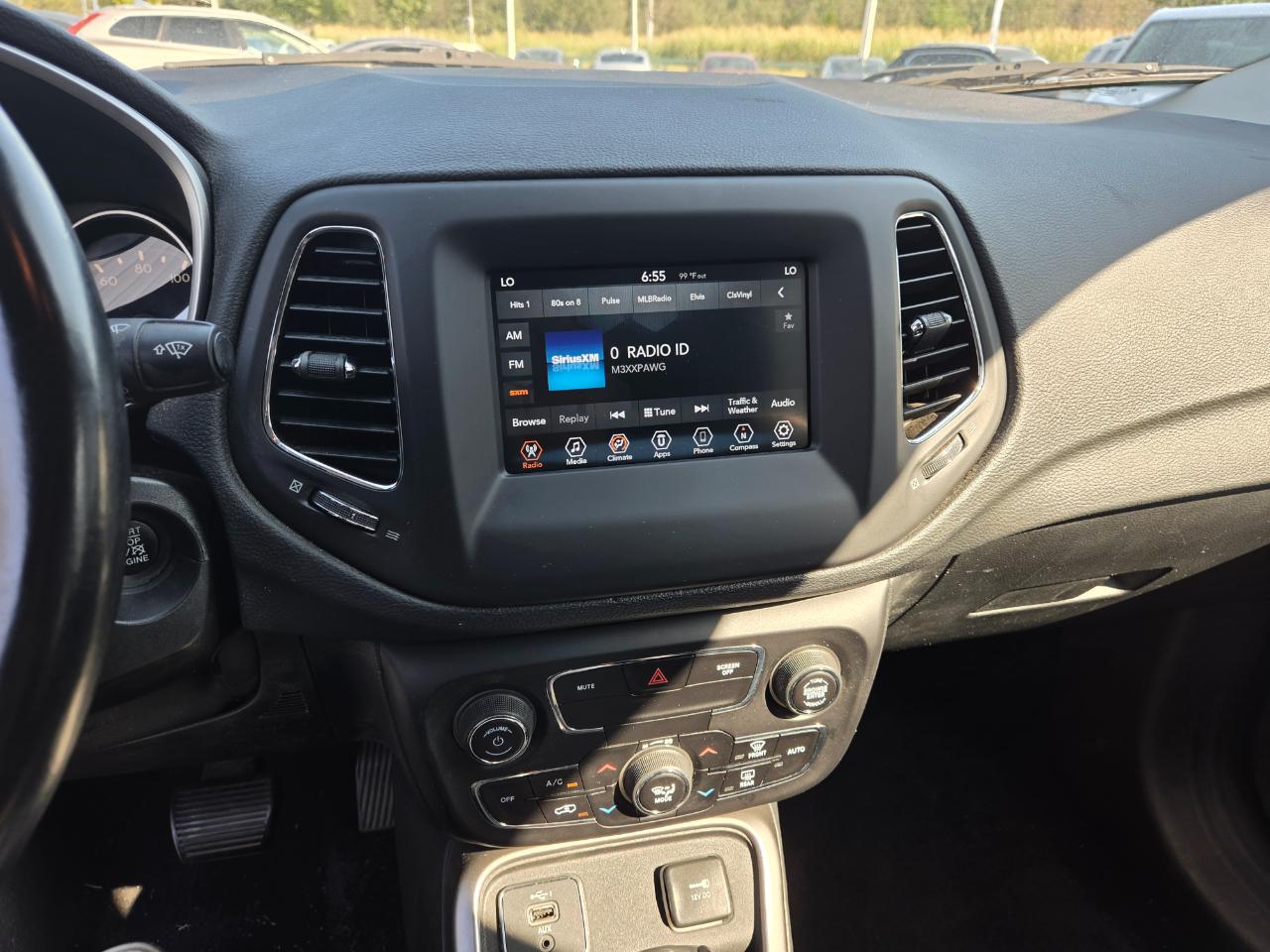 Jeep Compass Latitude FWD 2019