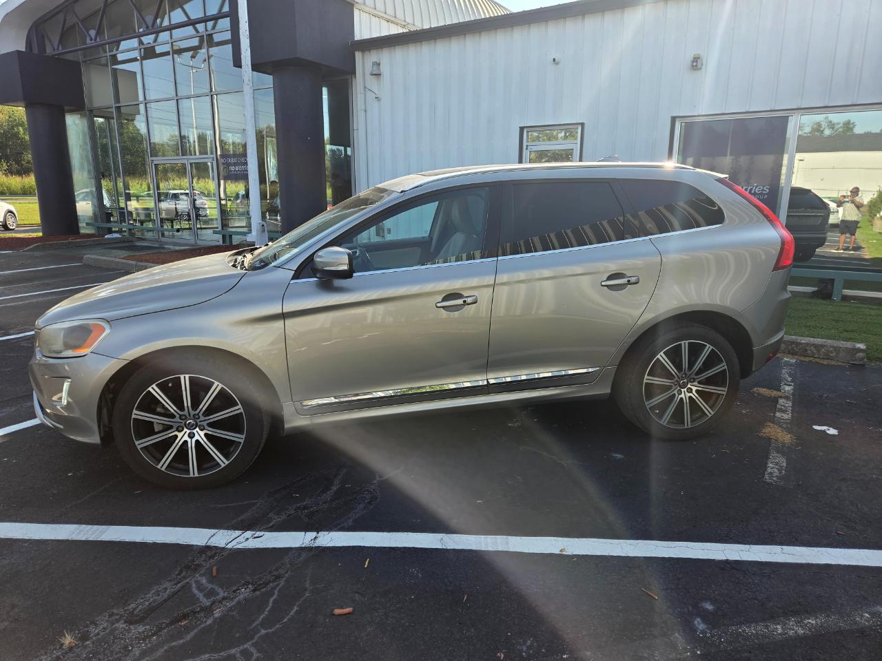 Volvo XC60 T6 Drive-E Platinum FWD 2016