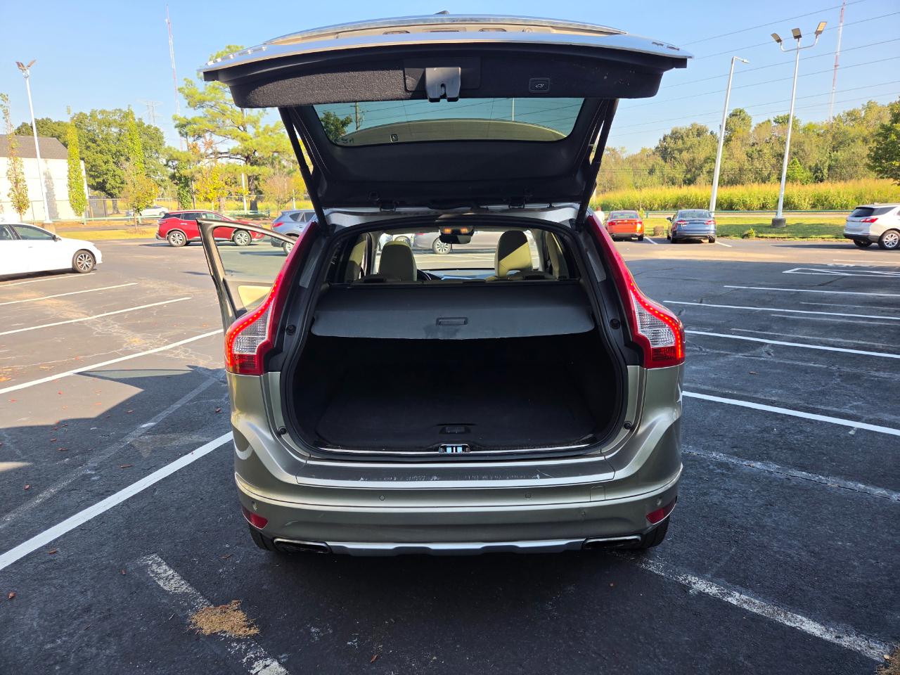 Volvo XC60 T6 Drive-E Platinum FWD 2016