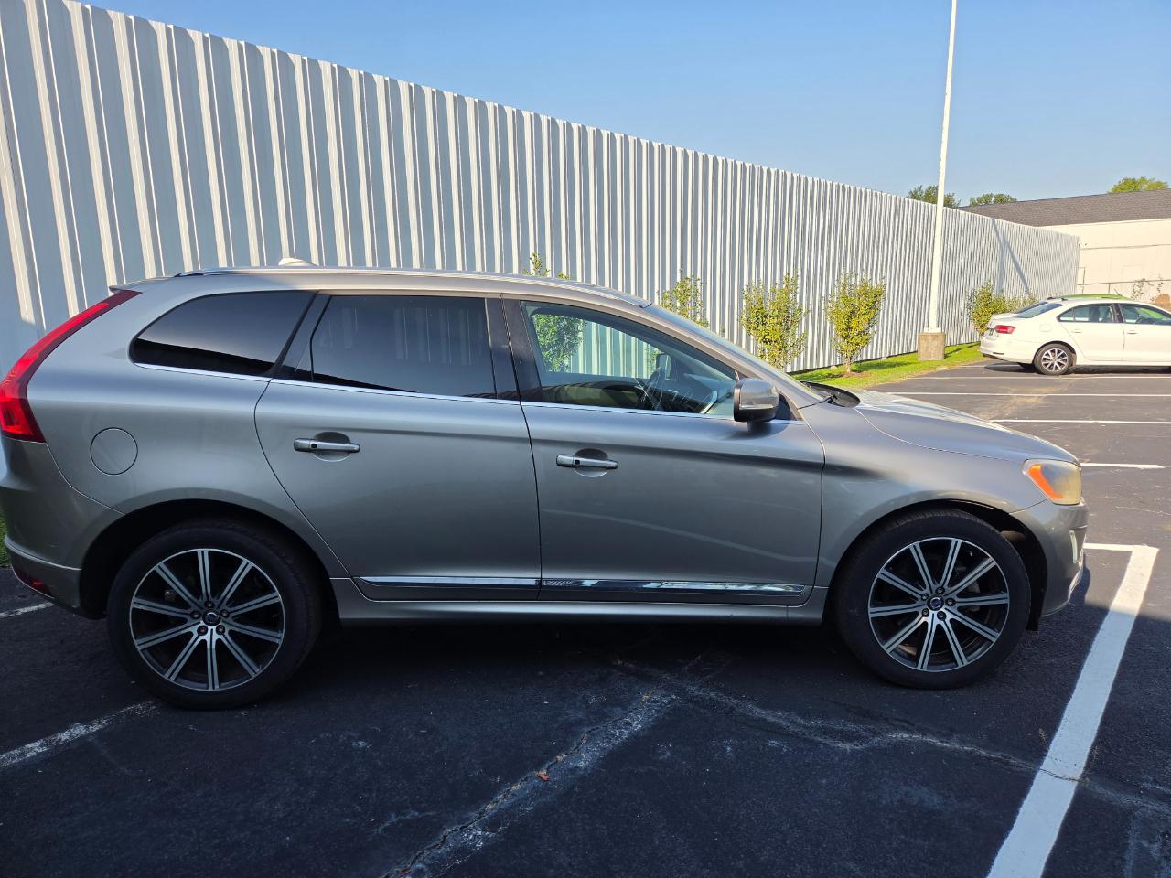 Volvo XC60 T6 Drive-E Platinum FWD 2016