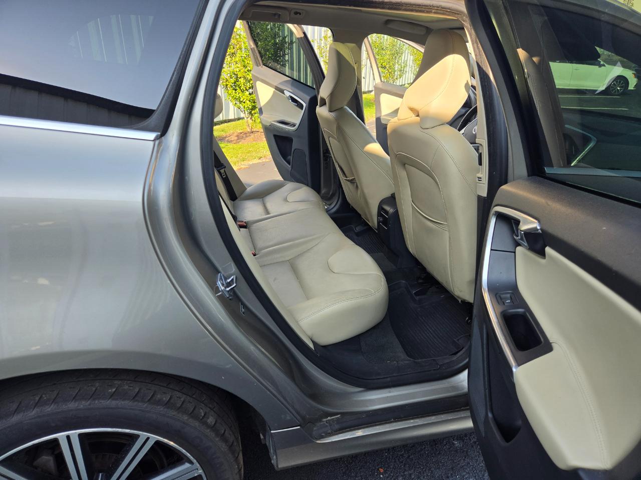 Volvo XC60 T6 Drive-E Platinum FWD 2016