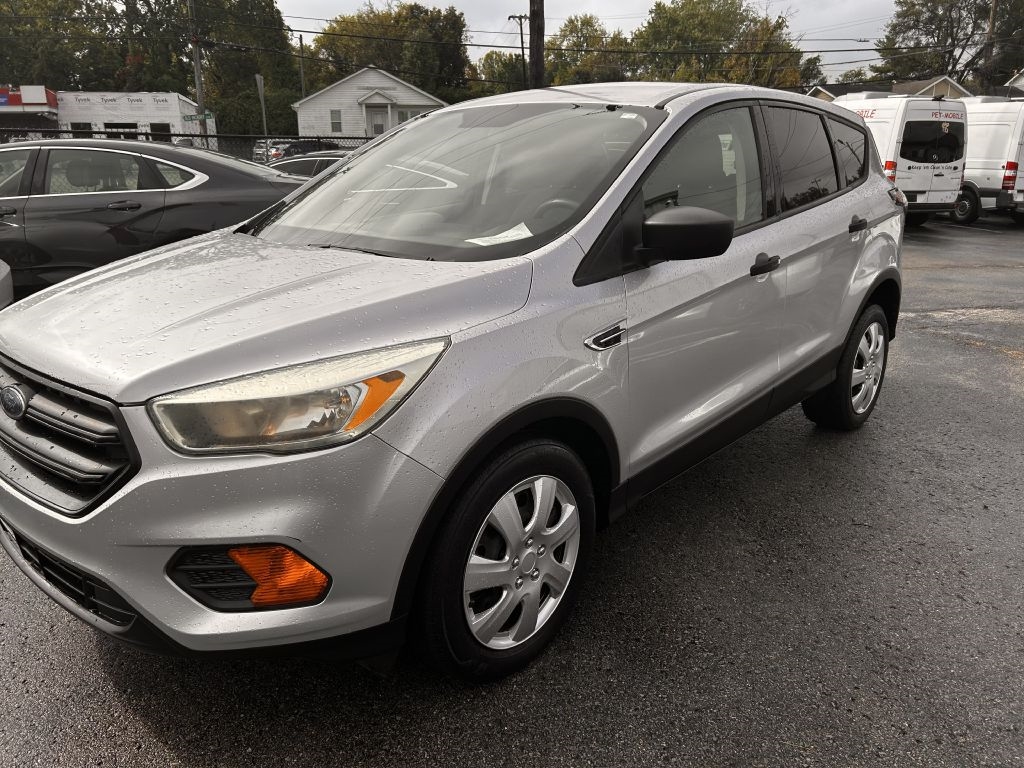 2017 Ford Escape S FWD