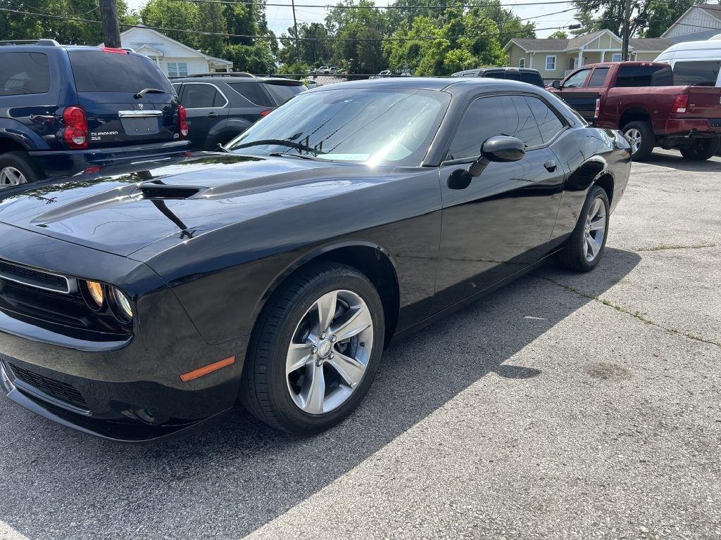 2016 Dodge Challenger SXT