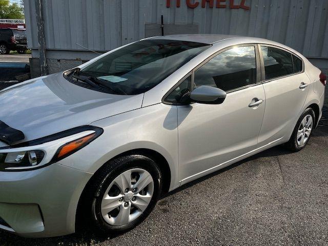 2017 Kia Forte LX 6A