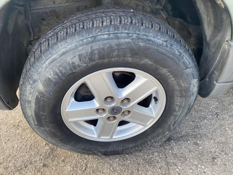 Ford Escape XLS 4WD 2006