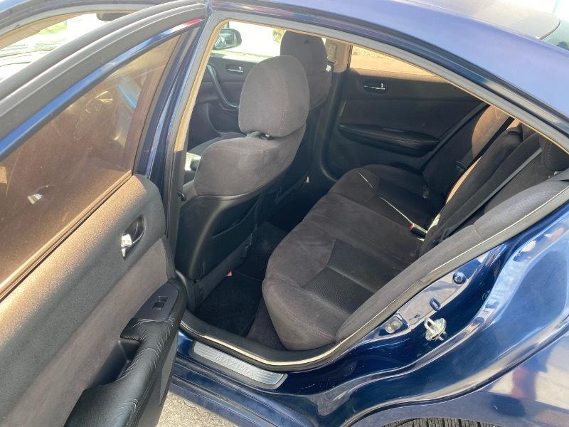 Nissan Maxima S 2013