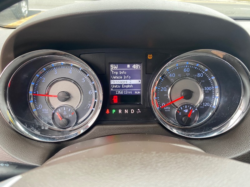 Chrysler Town & Country Touring 2011