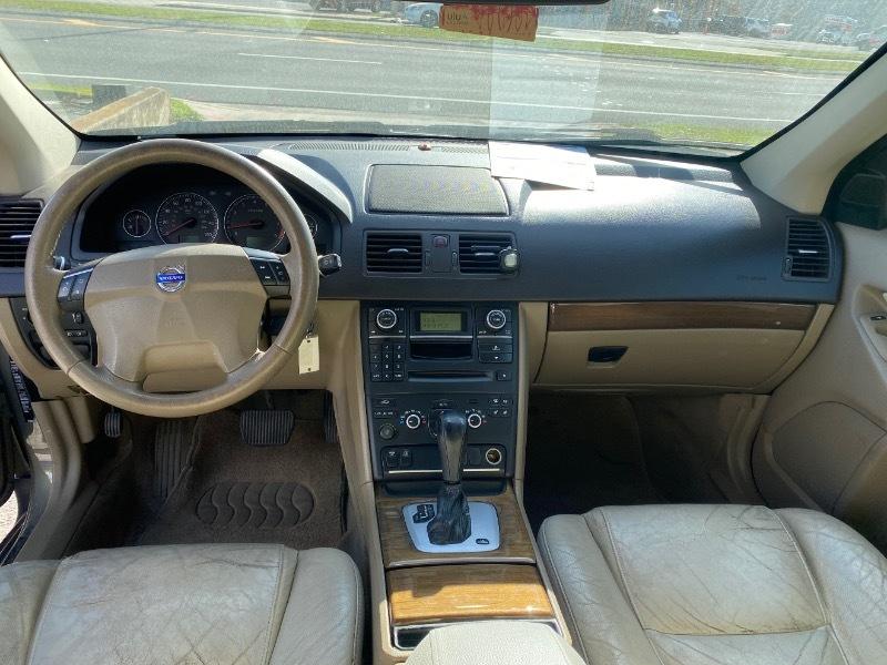 Volvo XC90 3.2 FWD 7-Passenger 2009