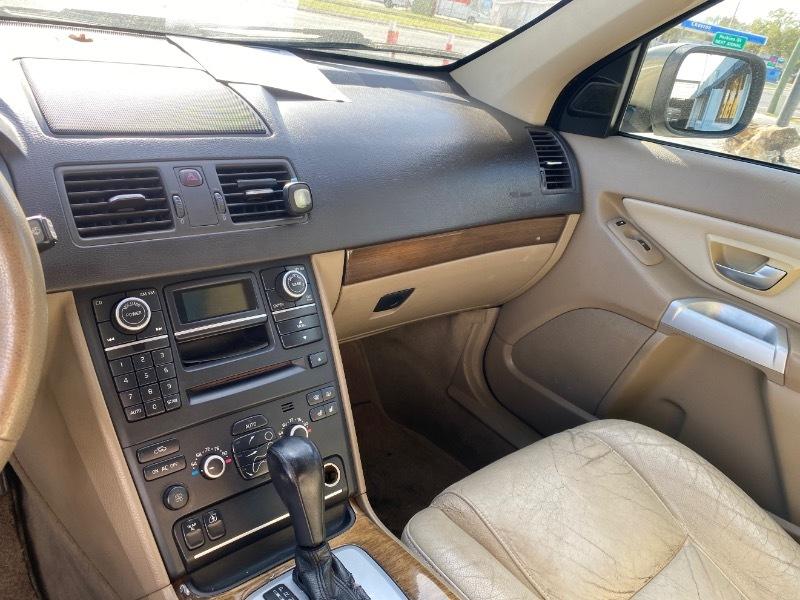 Volvo XC90 3.2 FWD 7-Passenger 2009