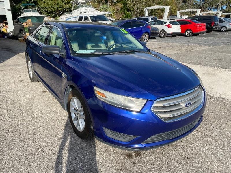 Ford Taurus SE FWD 2013