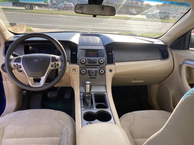 Ford Taurus SE FWD 2013