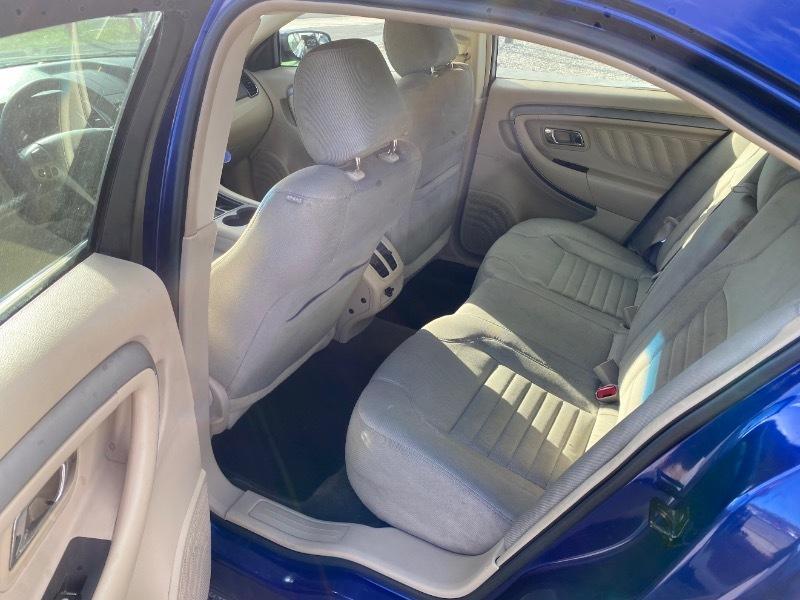Ford Taurus SE FWD 2013