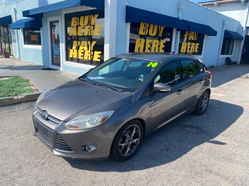 Ford Focus SE Hatch 2014