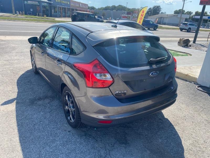 Ford Focus SE Hatch 2014