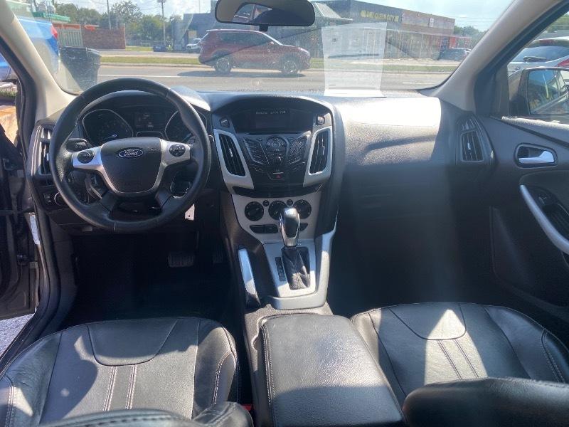 Ford Focus SE Hatch 2014
