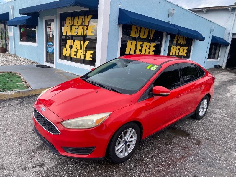 Ford Focus SE Sedan 2016