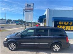 2014 Chrysler Town & Country 