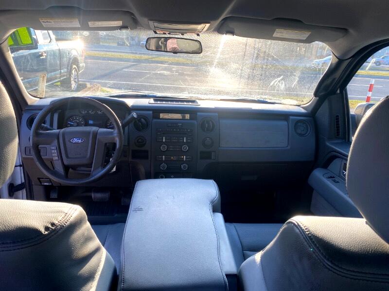 Ford F-150 XL SuperCrew 5.5-ft. Bed 2WD 2011