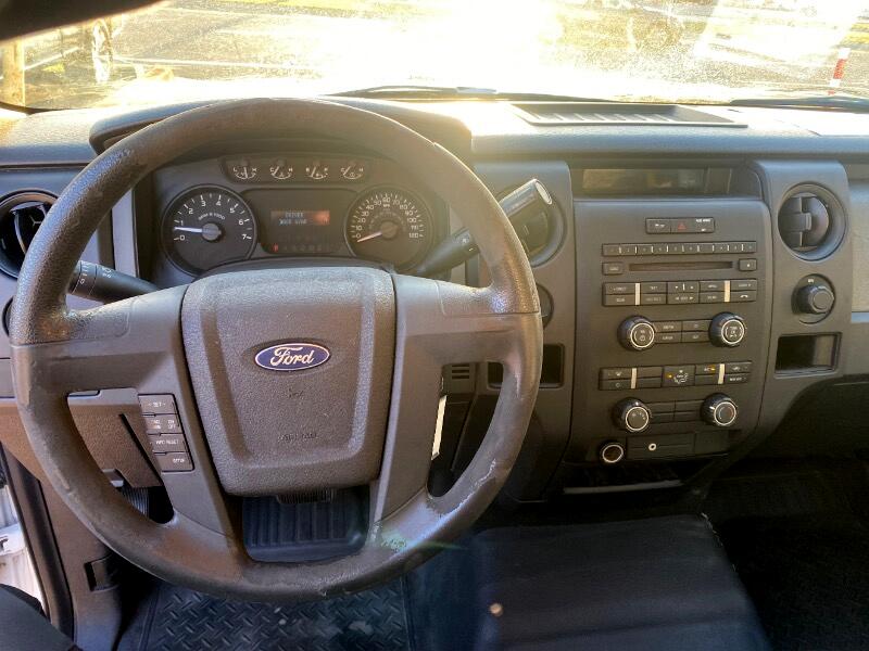 Ford F-150 XL SuperCrew 5.5-ft. Bed 2WD 2011