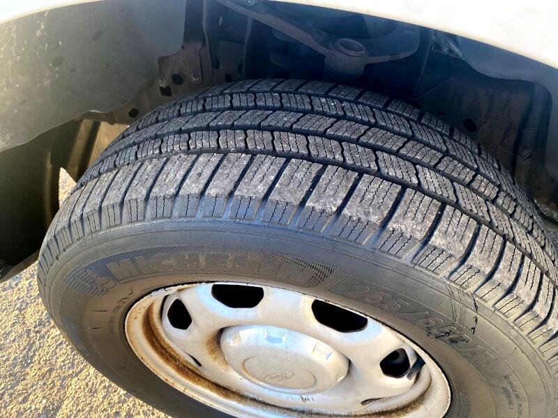 Ford F-150 XL SuperCrew 5.5-ft. Bed 2WD 2011