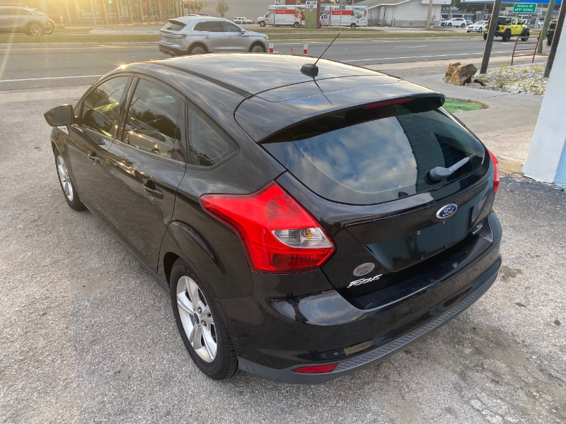 Ford Focus SE Hatch 2014
