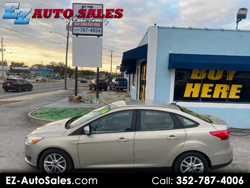 Ford Focus SE Sedan 2016