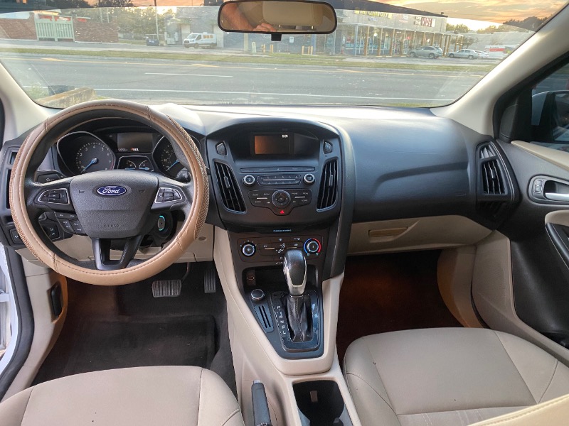 Ford Focus SE Hatch 2018