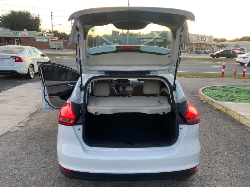 Ford Focus SE Hatch 2018